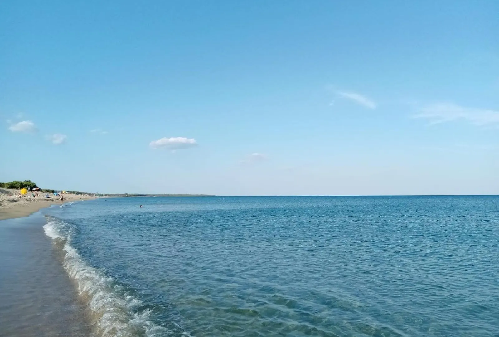 Luna Apartment- Fronte Mare La Caletta 0*,