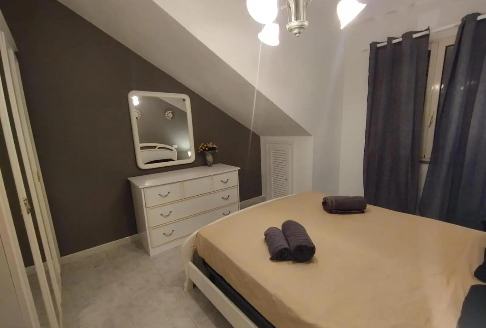 Luna Apartment- Fronte Mare La Caletta Appartement